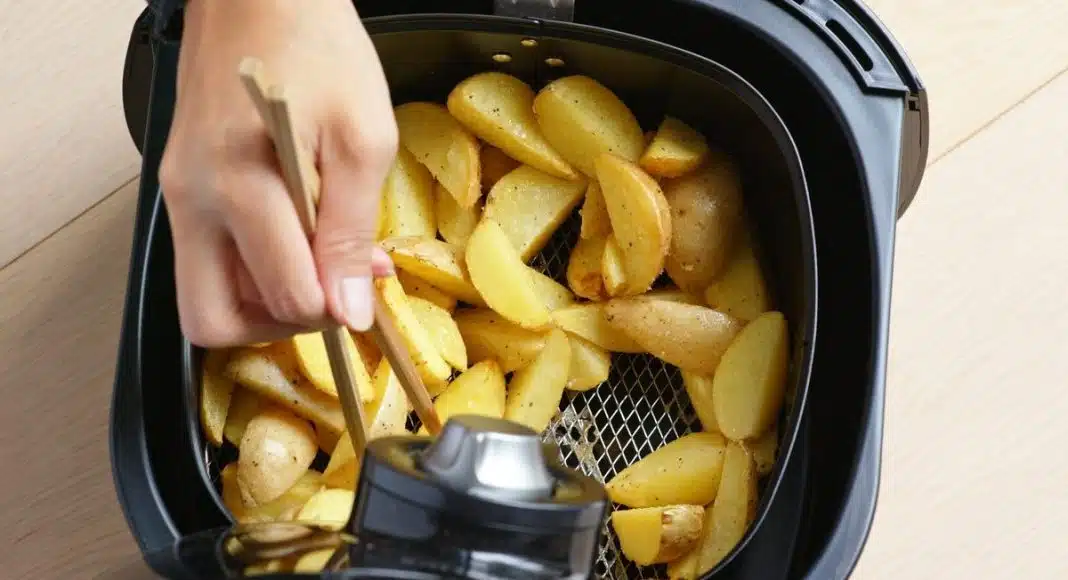 6 situacija kada je bolje koristiti fritezu nego pećnicu