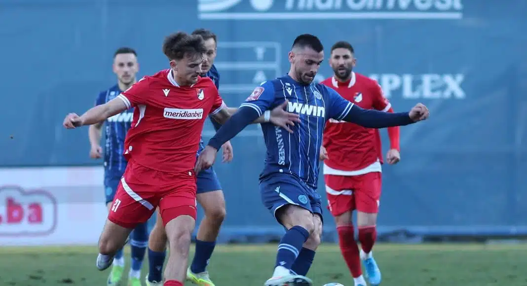 Plavi poraženi od Sloge, presudio gol u 95. minuti – FOTO: Plavi poraženi od Sloge, presudio gol u 95. minuti