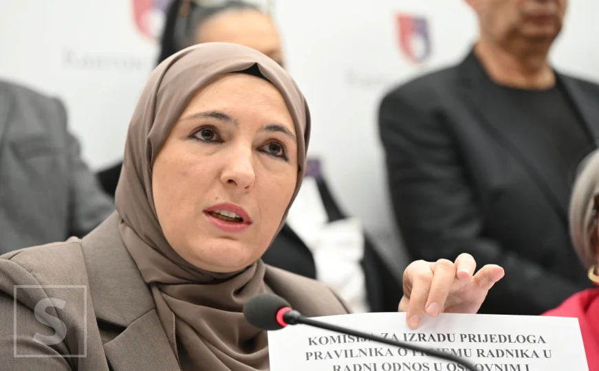 Nakon što su mladi zatražili njenu ostavku: Oglasila se Naida