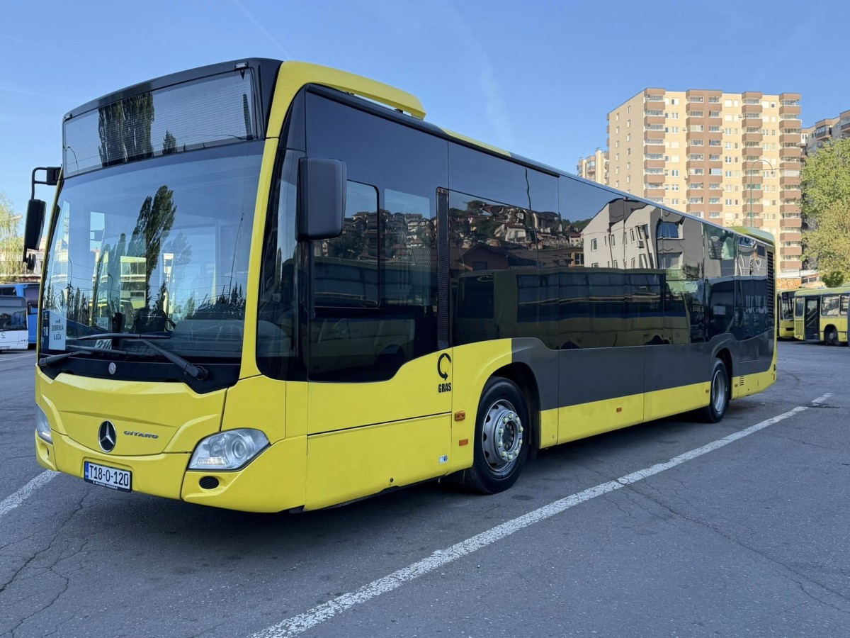 Autobusi