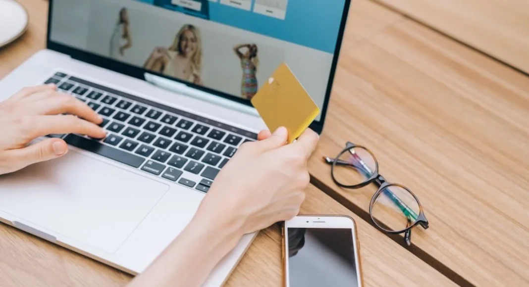 Evo zašto ljetnja e-commerce sezona ne počinje u junu nego