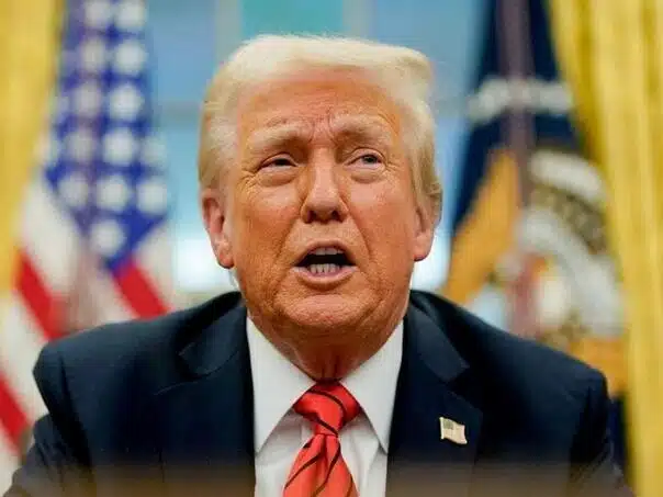 Trump ponovo izvrijeđao Irance: “Guše se kao ugojena svinja i
