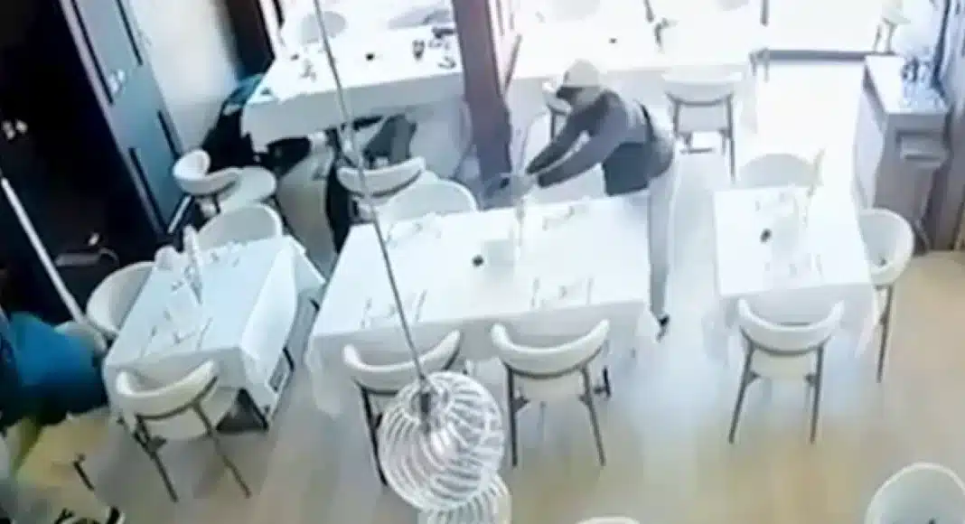 Kamere snimile pucnjavu u restoranu na Novom Beogradu (UZNEMIRUJUĆE)
