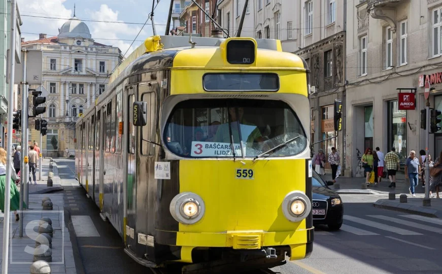 Počela obustava saobraćaja u centru Sarajeva: Građani preusmjereni na alternativne
