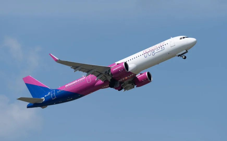 Sarajevo dobija tri nove avionske linije: Wizz Air uvodi letove