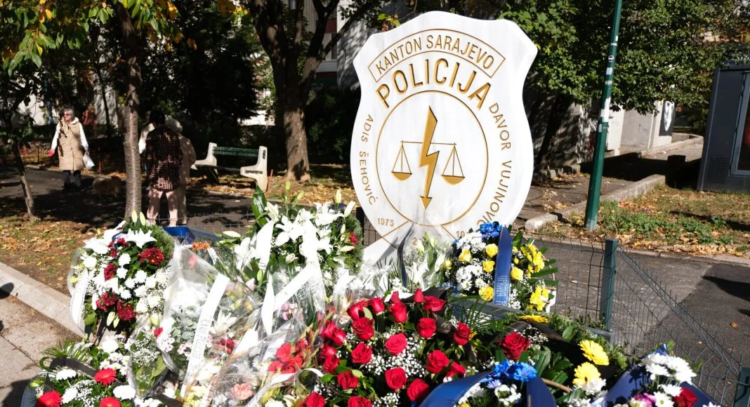 Osma-godisnjica-ubistva-sarajevskih-policajaca-Adisa-Sehovica-i-Davora-Vujinovica.jpg